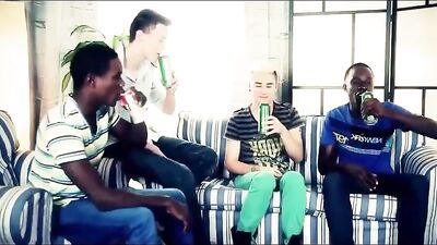 Suck Em Hard, Twinks! Gay Boys Bareback Oral Fun!