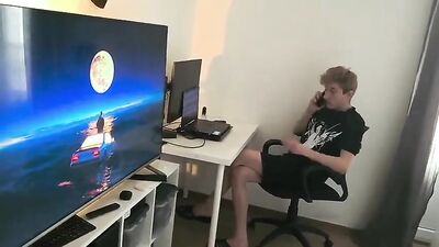 Computer Nerds Fuck Instead: Bareback Amateur Big Cocks Cum Shots Handjob Porn!