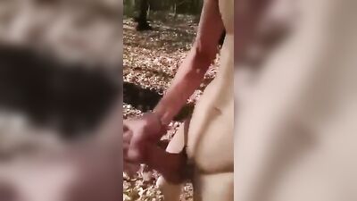 Wildwood Public Woods Cumshot Twink: Exploring the Raw Passion of Gay Porn!