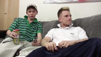 Best Friends Bareback Oral Twink Porn Cumshots!