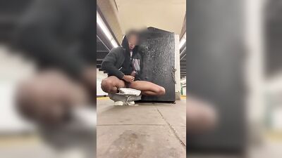 Gay Porn: Risky Jerk-Offs on the Move!