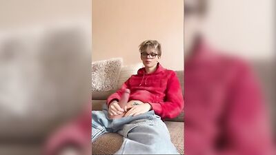 Jerking Off with a Skinny Twink from Croatia!