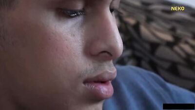 Cum in the Latino Sillón while Watching Solo Porn