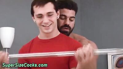Show Me That Muscle: Big Cocks Fun Oral Porn Movies