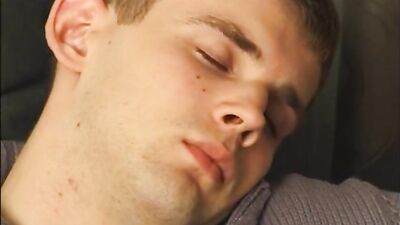 Marics Weekend: A Twinks Oral Cum Shot Extravaganza