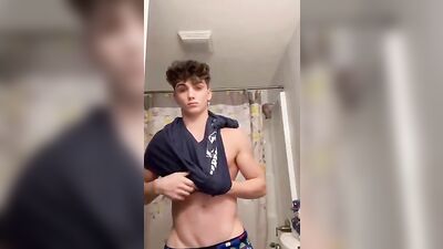 Handjob Cum Solo: The Amateur Way - Tristan Diaz (diaztristan)