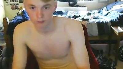 Twinks Journey: Exploring His Sexuality Through Solo Web-Cam Fun!
