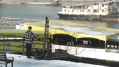 Sperma-Jungen: Cum Shots, Handjobs and Oral Pleasure for Your Viewing Pleasure!