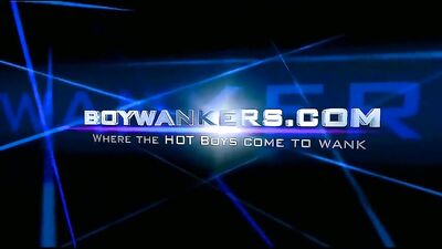 Ginger Stud-College Cutie Masturbates in Small Dorm Room