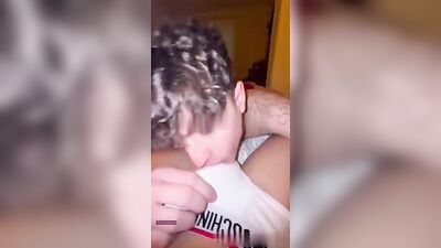 Sexy Amateur Twink Boys Oral and Bareback Fun in Bed