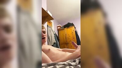 Jakey Elwood! - Exploring Gay Porn World: Amature Big Cocks Bisexual Blond Boys Cum Shots Fun Solo Straight Boys
