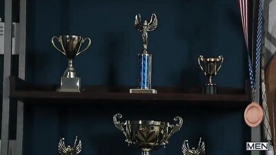 Finom csillogást kap a seggét szar - Bareback Boyfriends Bubble