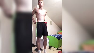 Discover the Fantastic cute fit Blonde in this Hot Solo Wank!