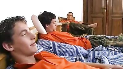 Bareback Blowjob Trios: Cumming Fun for Gay Porn Fans!