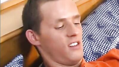 Bareback Blowjob Trios: Cumming Fun for Gay Porn Fans!