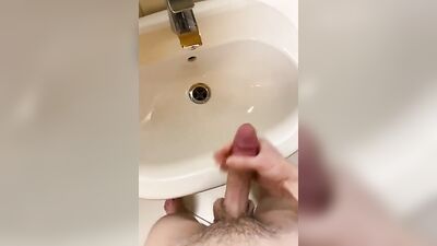 Gangbang in the Bathroom - Quick Cum Orgies!