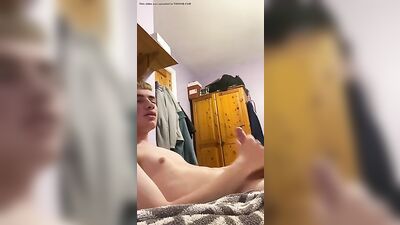 Hot Twink Hand Job - Cum Shot Dreams Come True