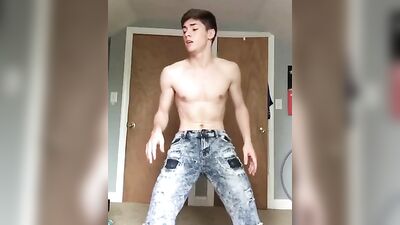 Hot Twink Dancing: The Ultimate Gay Porn Experience!
