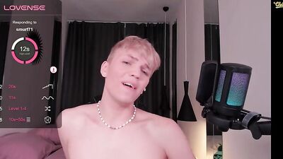Web-cam Justin Cutie - Amateur Big Cocks, Blond Boys, Cum Shots & Handjobs