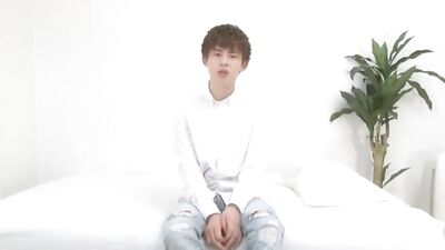 Young Japanese Oral Debut: Seto Midorikawas Cute Lips!