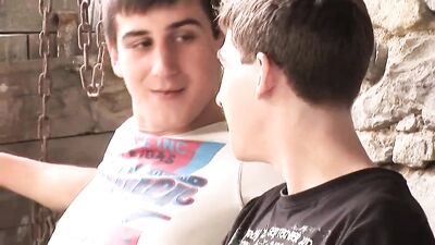 Outdoor Loving Threesome: Bareback Action with Cum Shots and Oral