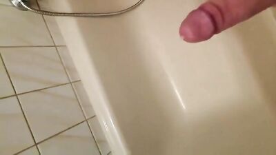 BWDs SHOOTS in TUB - Ultimate Fetish Fun with Big Cocks!
