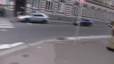 Muscle-bound stud lured with cash gets his first handjob from a twink