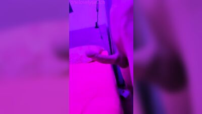 [Sploshing] [925] Watch a hot guy jizz all over the sheets