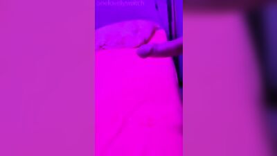 [Sploshing] [925] Watch a hot guy jizz all over the sheets