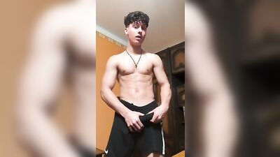 Chriss daily routine of having hot solo gay sex with other guys, so they would do to you