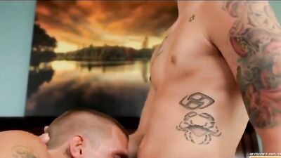 Raw Blond In The Middle: Bareback Big Dick Blowjob Fun Group Fetish Cum Shots