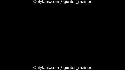 Juicey Jerk Off: A Big Dick Twinks Cumshot