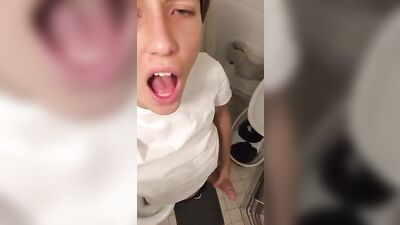 Sexy Blue Eyed Guy Gives Himself a Quick Blow Job in the Bathroom