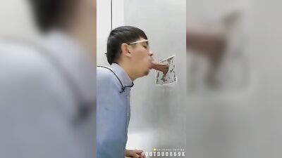 Taking it outside: Toilet Blowjob with Gay Boys