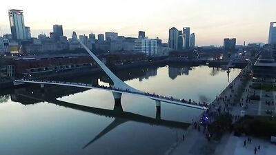 Gangbang with Brazilian Twinks on Grindr Leads to a Cumshot Extravaganza