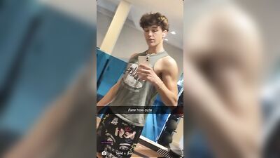 Twin Twink Cam Boys Show Off Their Hard Dicks While Wanking On Cam