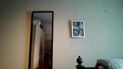 Gay Gymnastic Teenager Gets His Bed Really Messy on Live Webcam