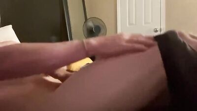 Cumming Teen Skinny Gets Wet After Sleeping Well