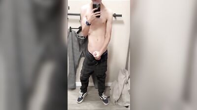 Groceries Gone Wild: A Solo Shopping Spree Ends in Cum-tastic Celebration