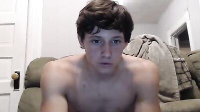 Web-Cam Handjob: Ultra Fit and Cute Muscle Boy Solo Masturbating His Huge Dick