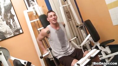 College studs get sweaty in the showers, raw sex and bareback fun