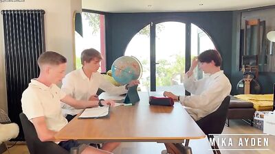 Four-Way Study Session: Bareback Blonde Twink Foursome with Cum Shots and Facials