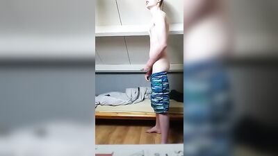 Young and Hungry: A First-Timers Handjob Excitement on Live Cam!