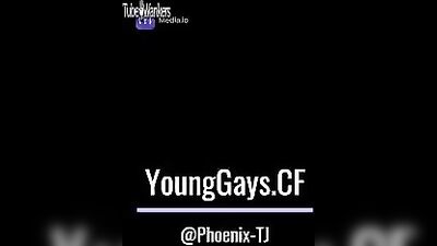 Self-confident American stud shows off his impressive dick and hands in a solo masturbation session