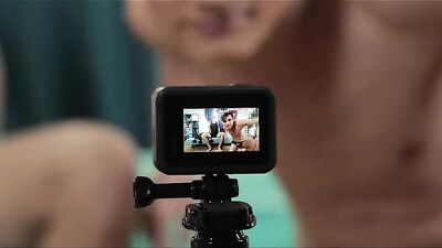 Handsome Fling: Two Twin Gay Studs Get Off in the Living Room