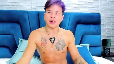 Hot Cam Show (Dildo Sucking, Hole Flashing, Cum Shots 15:27)