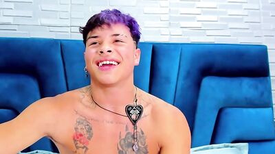 Hot Cam Show (Dildo Sucking, Hole Flashing, Cum Shots 15:27)