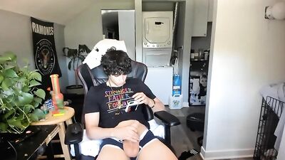 Twink Pride! Handsome Solo Show With Hot Load & Cumshot