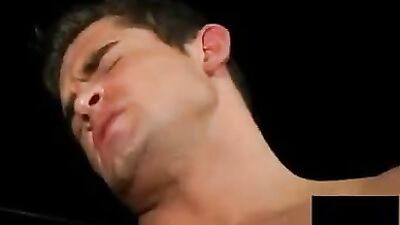 Blowjob Bros: Jocks Get Down and Dirty in the Back Seat of a Car!