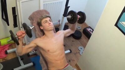 Between the Sheets with Lanky Spider - The Sexiest Teen Dream